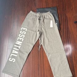 Essentials Fear of God Sweats