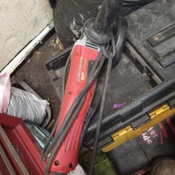 Milwaukee 4 1/2 Inch Grinder