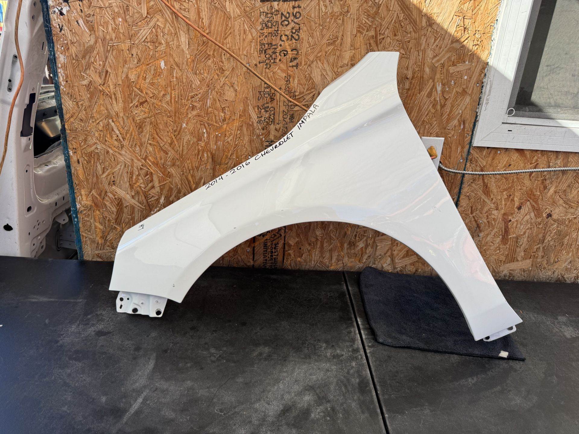 2014 2015 2016 CHEVROLET IMPALA LEFT SIDE FENDER OEM USED