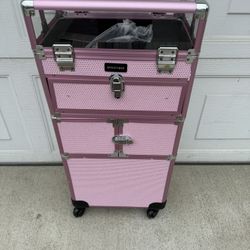 Rolling Make Up Case For $120