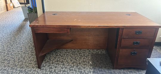 Office Wooden Desk