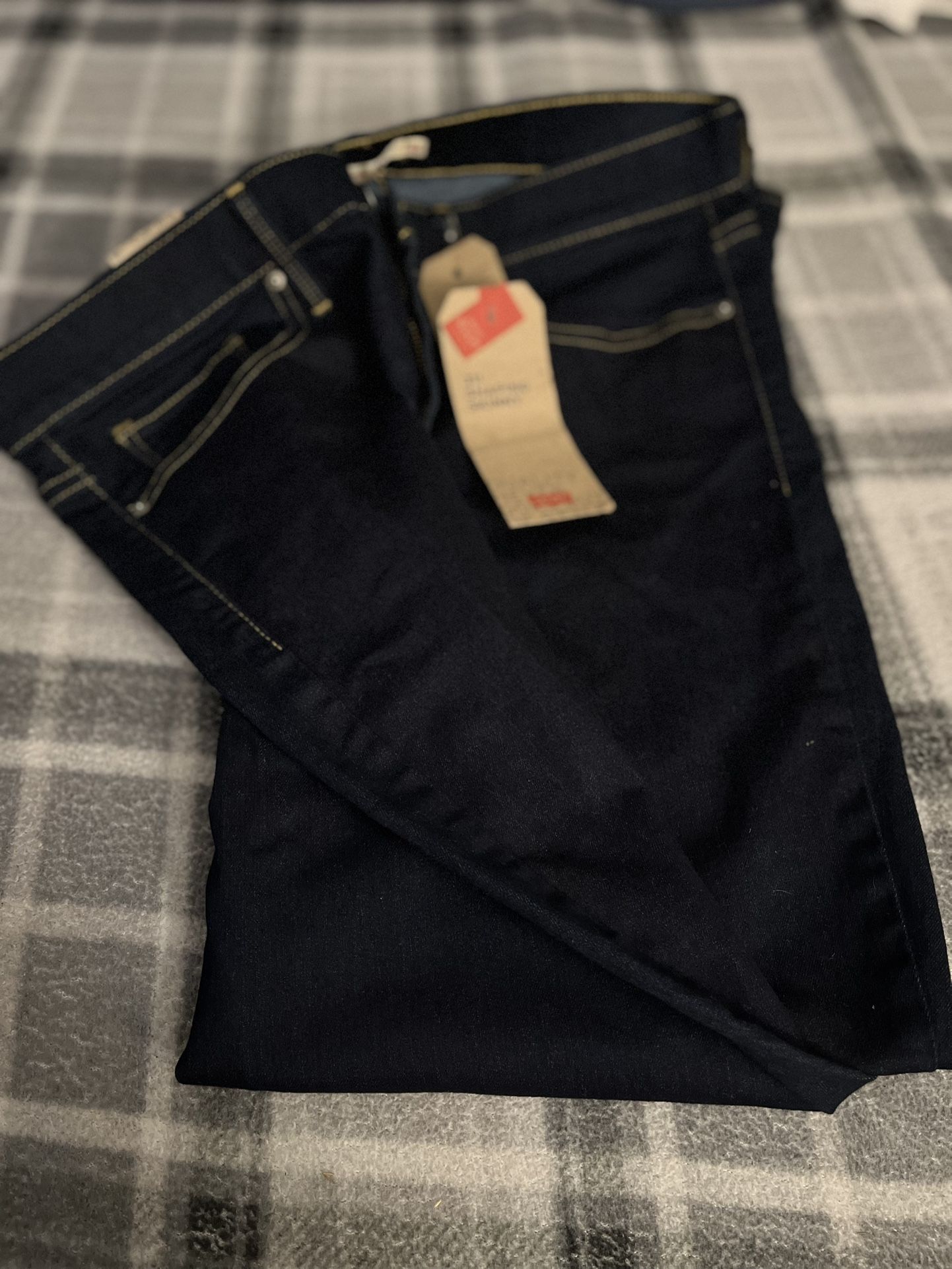 Women’s Levis 