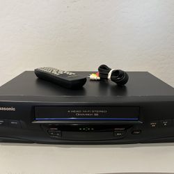 Panasonic Hi-Fi Stereo VCR VHS Player W/ Remote & A/V cable -Model # PV-V4520