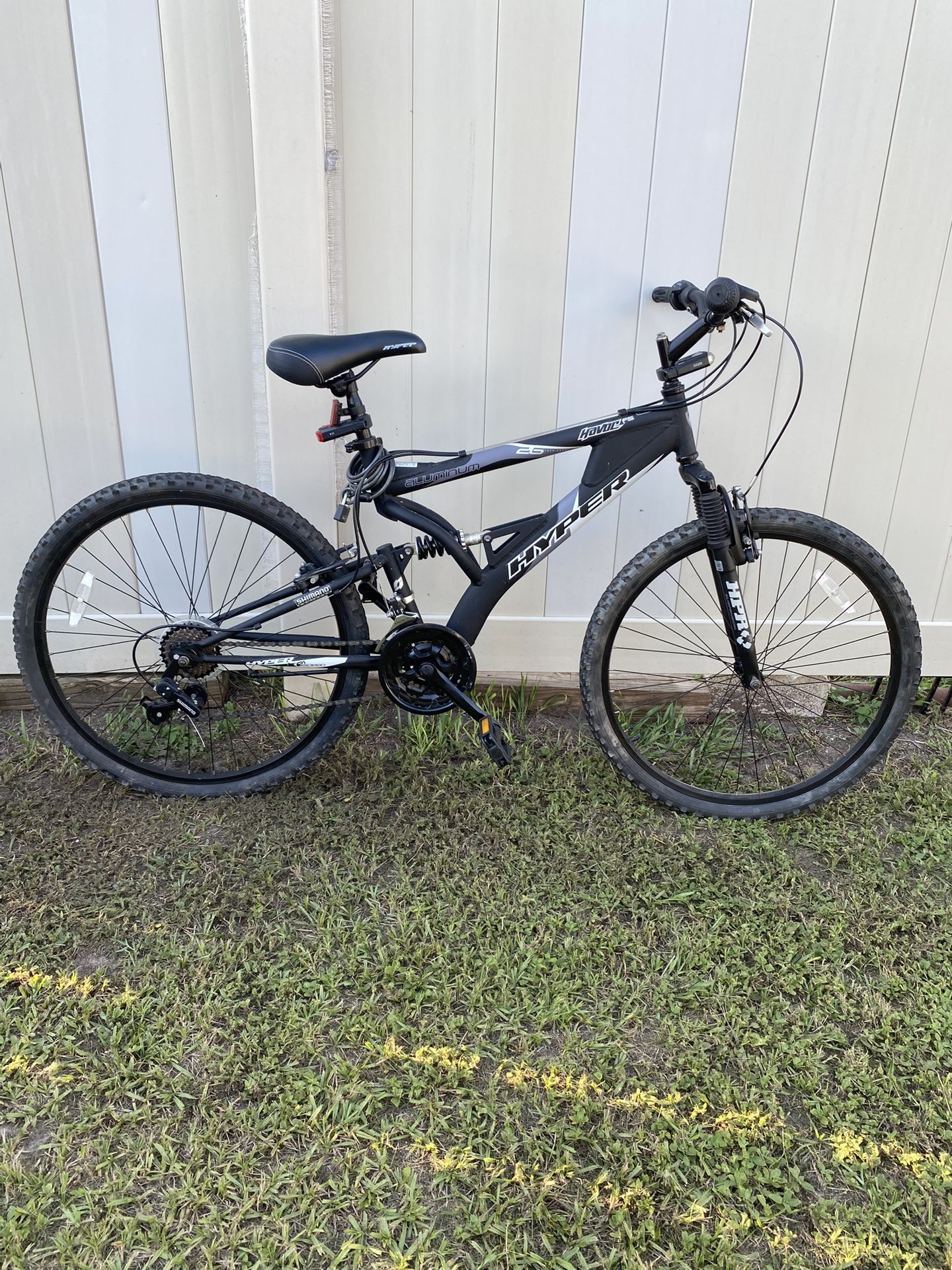 Huffy Hyper Avoc 26” 21 Speed.