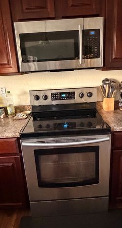 Samsung Electric stove and microwave