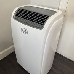 BLACK+DECKER Portable AC 8,000 BTU (BPACT08) + Hose & Window Kit – Works Great