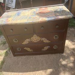 beautiful blanket chest its 28 inchrs tall 38 inches wide and 20 inches deep 