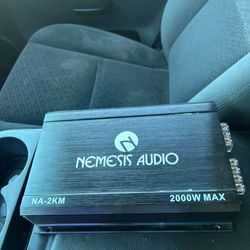 2 10’tw3. Jl audio 
1 amplifier nemesis 2000 w
 
Todo biene con sus cables