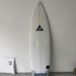 5’10” Kailani Click Model