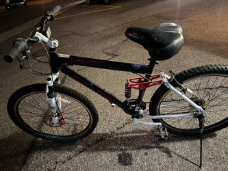 Genesis Mountain Bike