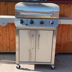 Charbroil Propane  Grill