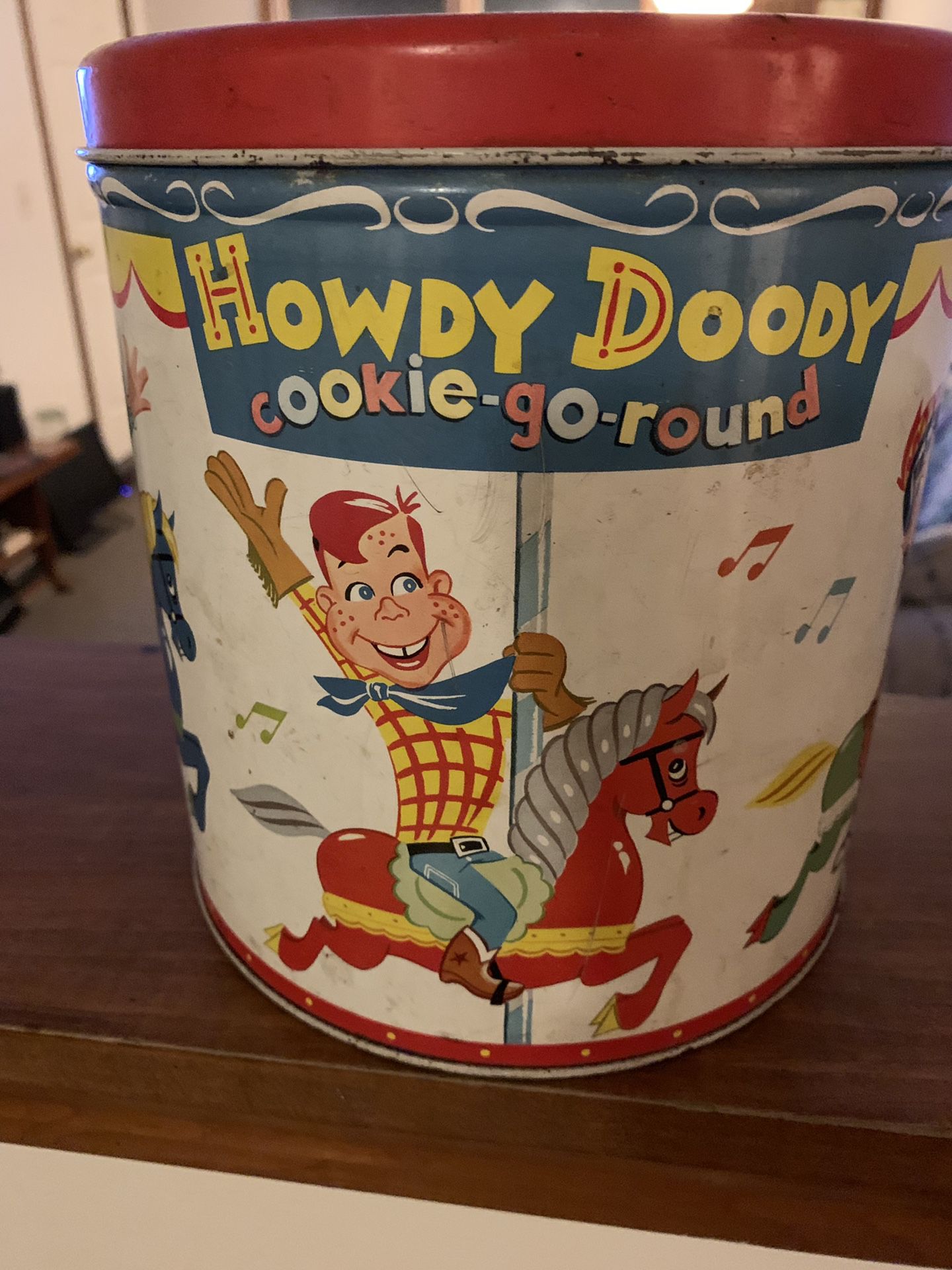 Antique Howdy Doody Cookie Tin