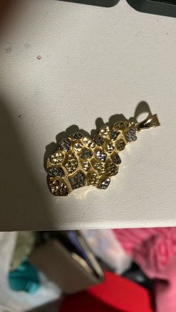 14 gold nugget pendent