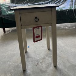 Wooden & Beige/Cream Side Table – 24” (Brand New)