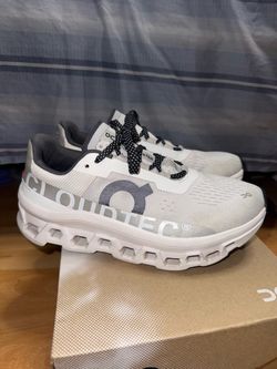 On Cloudmonster Sz 9 Women’s | Sz 7.5 Mens