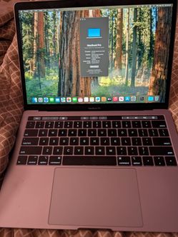 MacBook Pro 2019 i7 16gb 500gb