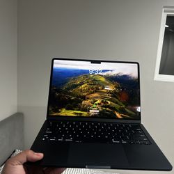 MacBook