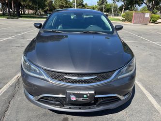 Chrysler 200 Sedan – Gray