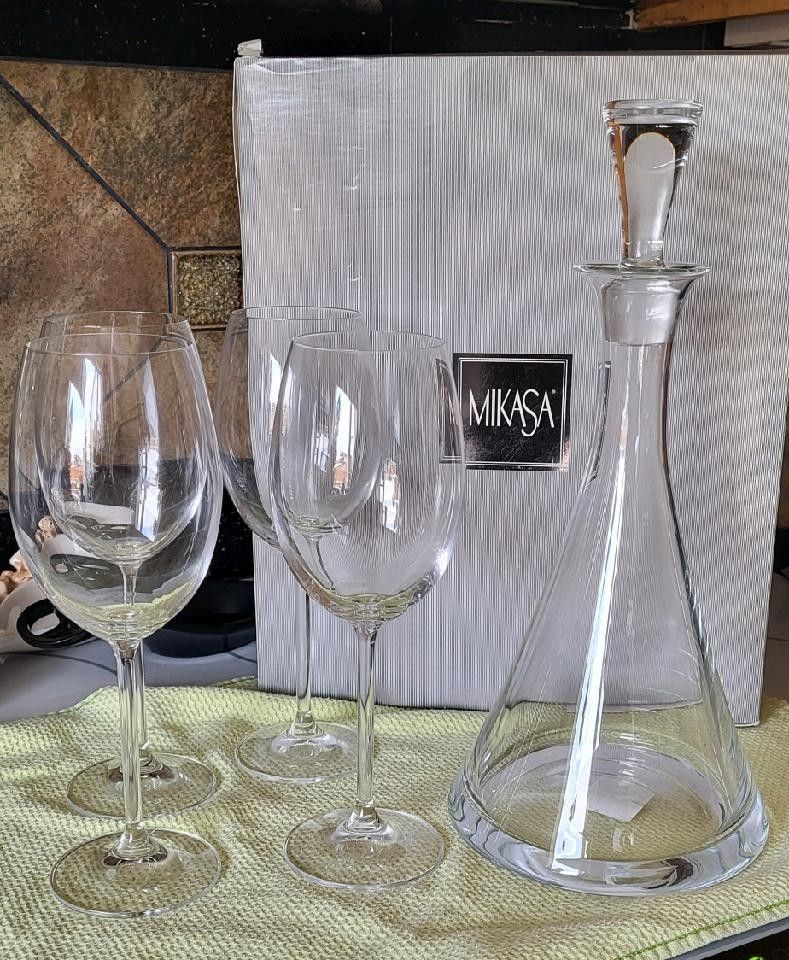 Mikasa Wine Decanter and Glasses