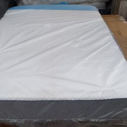 Full Size Memory Foam Mattress And Box Spring 