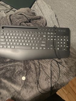 Wired backlit keyboard