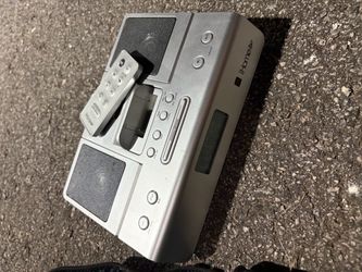 iHome iPod Docking Station with Remote