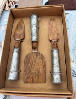 Wood Utensils 5.00. New