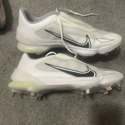 Nike trout cleats