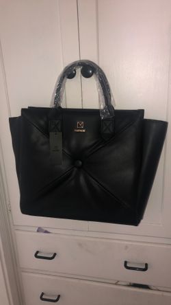 Bolsa Grande Marca Marmont Color Negro Está Nueva Tiene Correa Par Colgarse Del Hombro