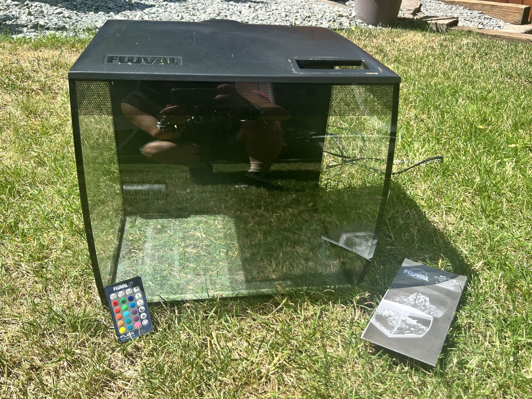 Fluval Flex 15 gallon fish tank