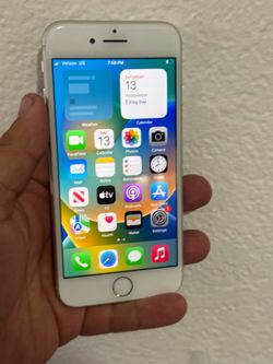 iPhone 8 64gb silver unlocked crack back only