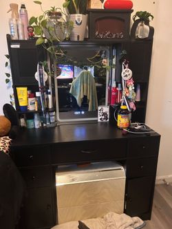 Black Vanity