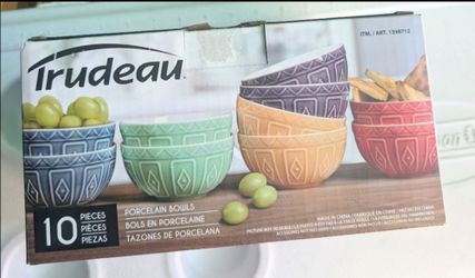 10 piece porcelain bowls!