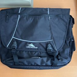 Computer Messenger Bag