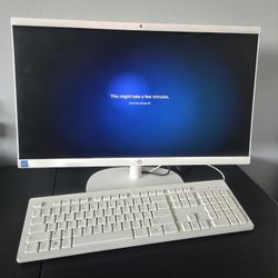HP 21.45 inch All-in-One
Desktop PC 16GB 