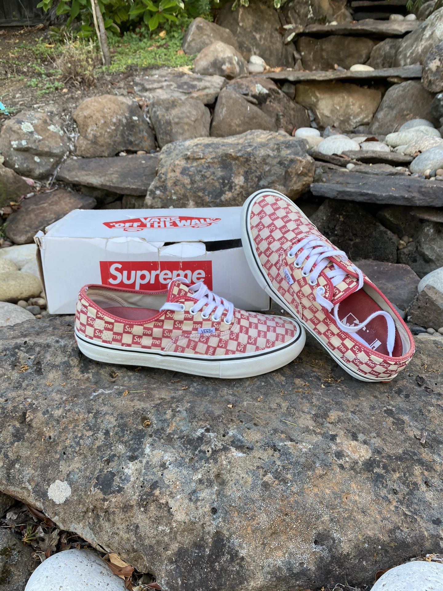 Supreme X Vans Checkered Authentic Size 10.5