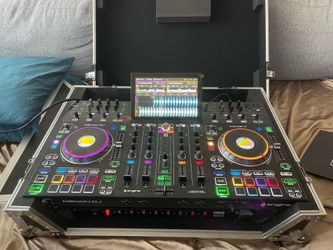 Denon Prime 4 (LIKE NEW with case)