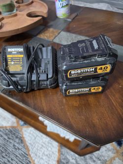 BOSTITCH 20V MAX Battery & Charger Set