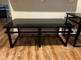 Coffee table and two end tables. Excellent condition