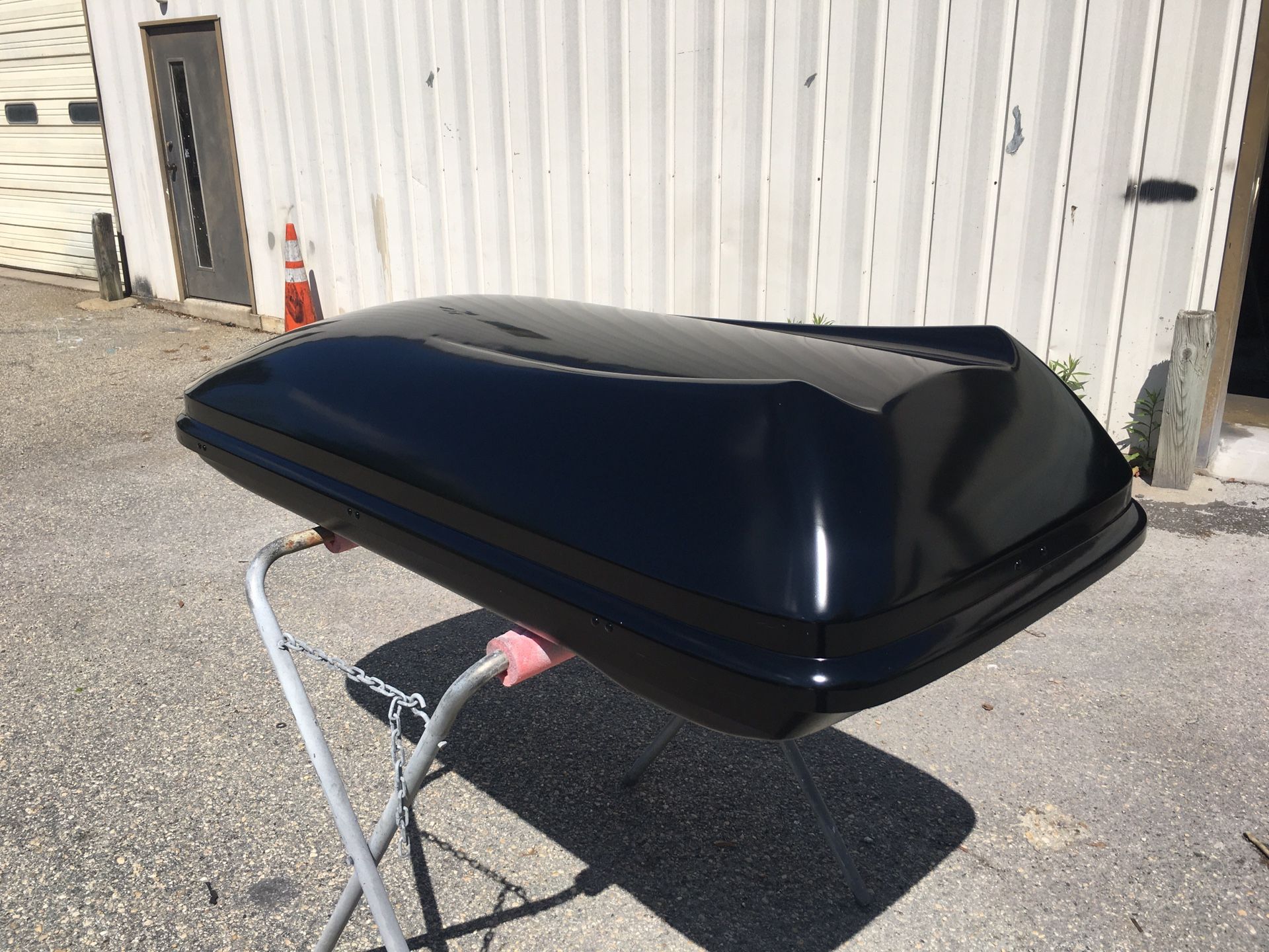 Sears xcargo luggage cargo carrier roof box for Sale in Yorktown, VA