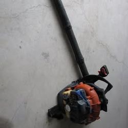 Husqvarna Gas Backpack Leaf Blower with Extended Air Nozzle – Non-Running