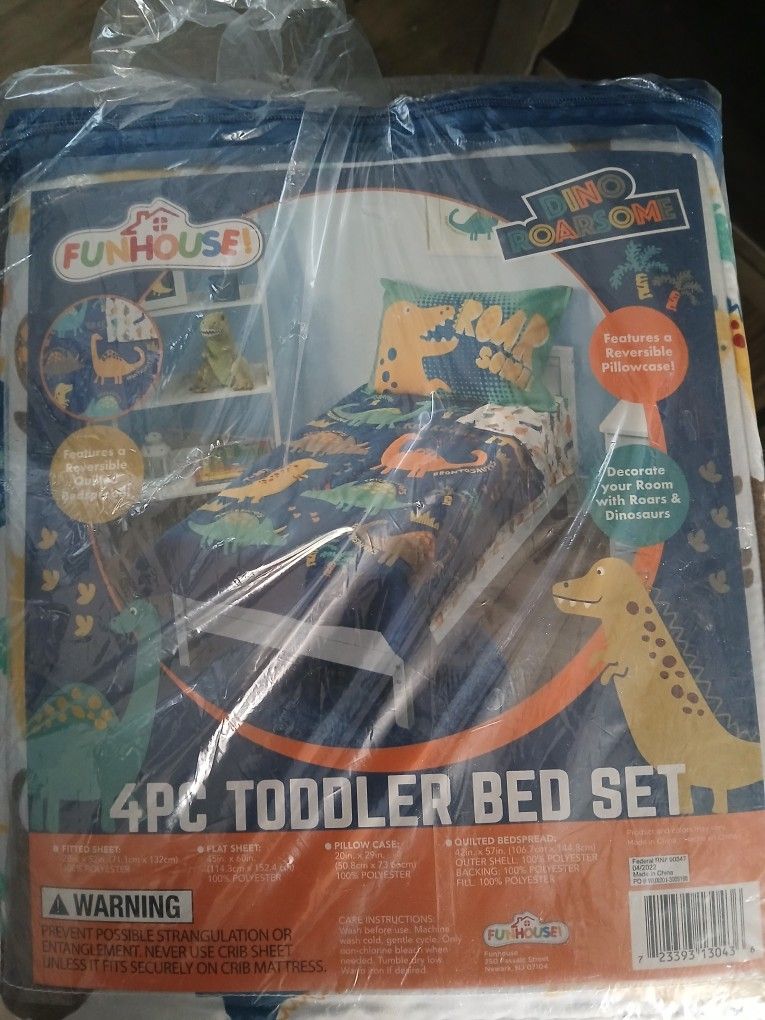 NEW TODDLER BED SET