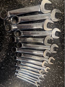 Snap on wrench set 1/4” thru 1”
