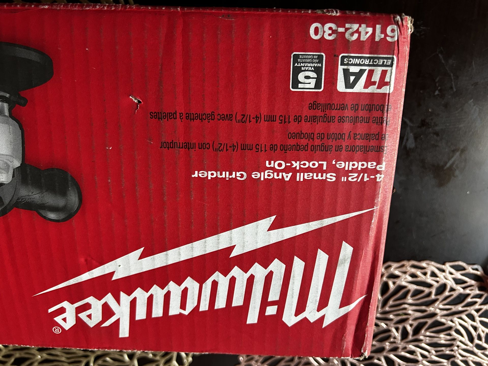 Milwaukee Grinder