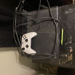 Xbox One Black Console 500 Gb With White Controller, Hdmi And Power Cable