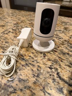 Vivint Indoor Security Camera with Power Adapter