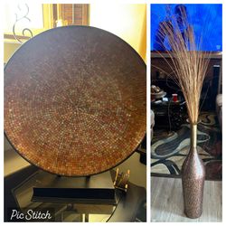 Matching vase and plate