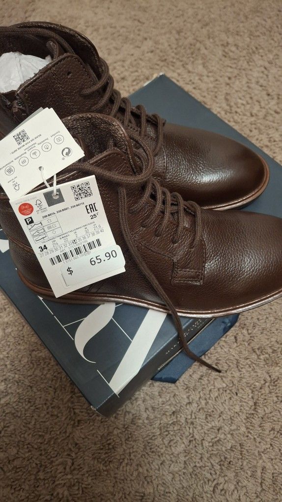 Zara leather boots ,size 34