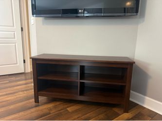 Like New TV Stand / Credenza