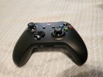 Microsoft Xbox One Wireless Controller Black (battery issue)